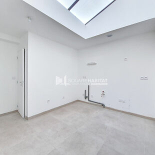 MAISON REFAITE A NEUF 4 CHAMBRES ET EXTERIEUR