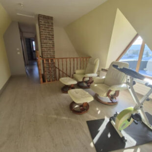 Maison Sachin 8 pièce(s) 141 m2