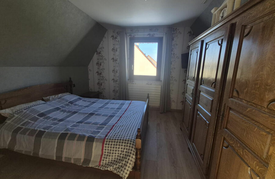 Maison Sachin 8 pièce(s) 141 m2