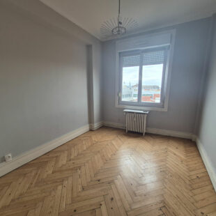 LILLE – REPUBLIQUE – T3 TRAVERSANT DE 66 M² – CAVE ET BOX &nbsp;Sous compromis&nbsp;