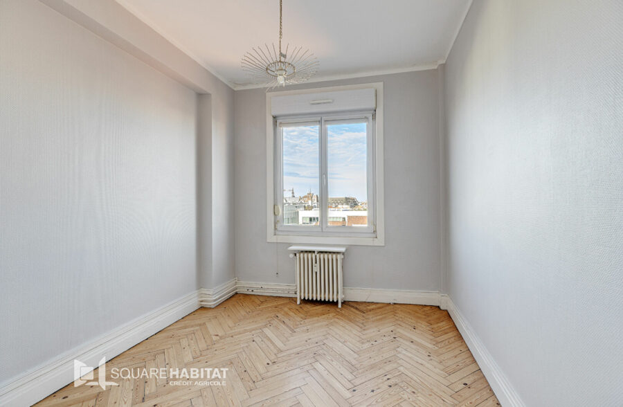 LILLE – REPUBLIQUE – T3 TRAVERSANT DE 66 M² – CAVE ET BOX &nbsp;Sous compromis&nbsp;