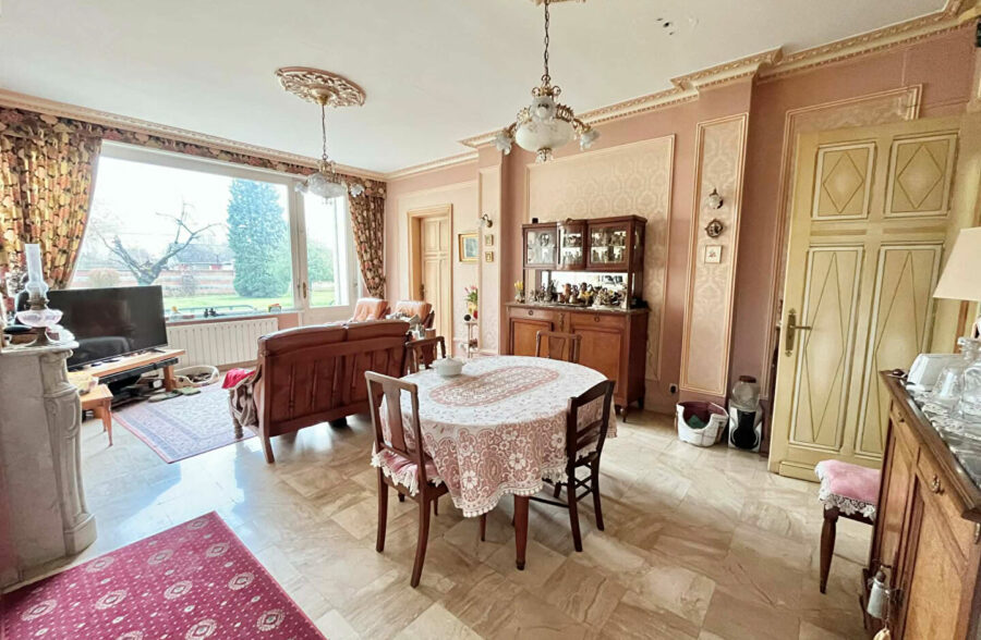 Élégante maison bourgeoise au fort potentiel