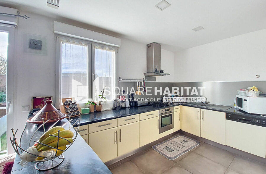 SQUARE HABITAT – MAISON SEMI-INDIVIDUELLE – GRAND GARAGE – GRAND JARDIN – APPARTEMENT INDÉPENDANT