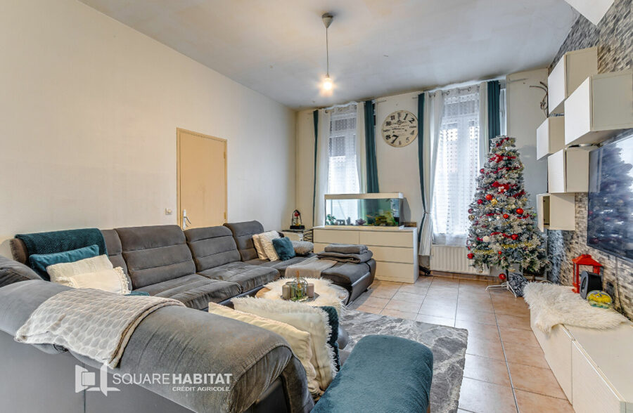 Maison 1930 Large , 5 Chambres ,Jardin ,Secteur Le Pile (Roubaix)